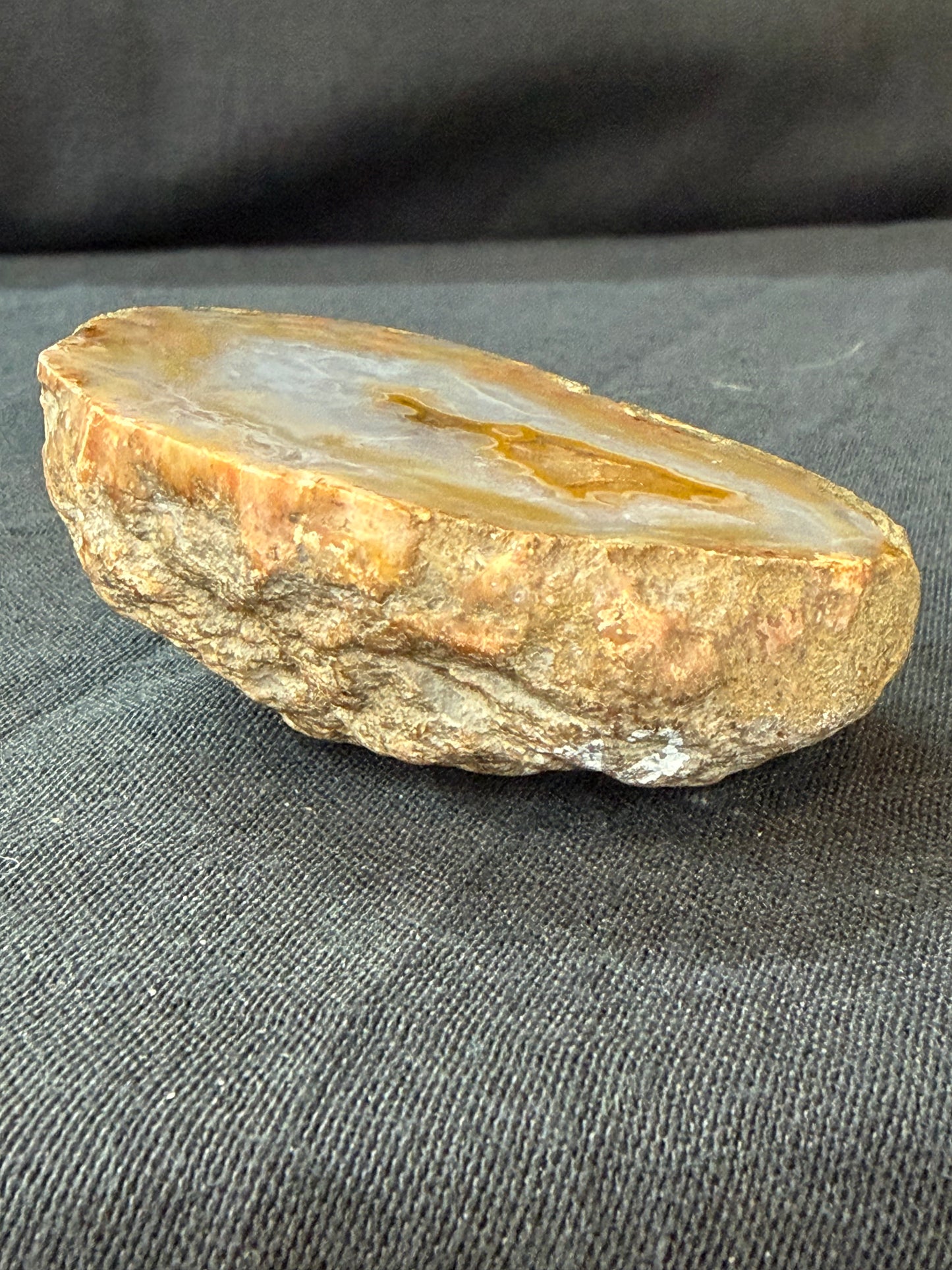 “Floater” KY Agate