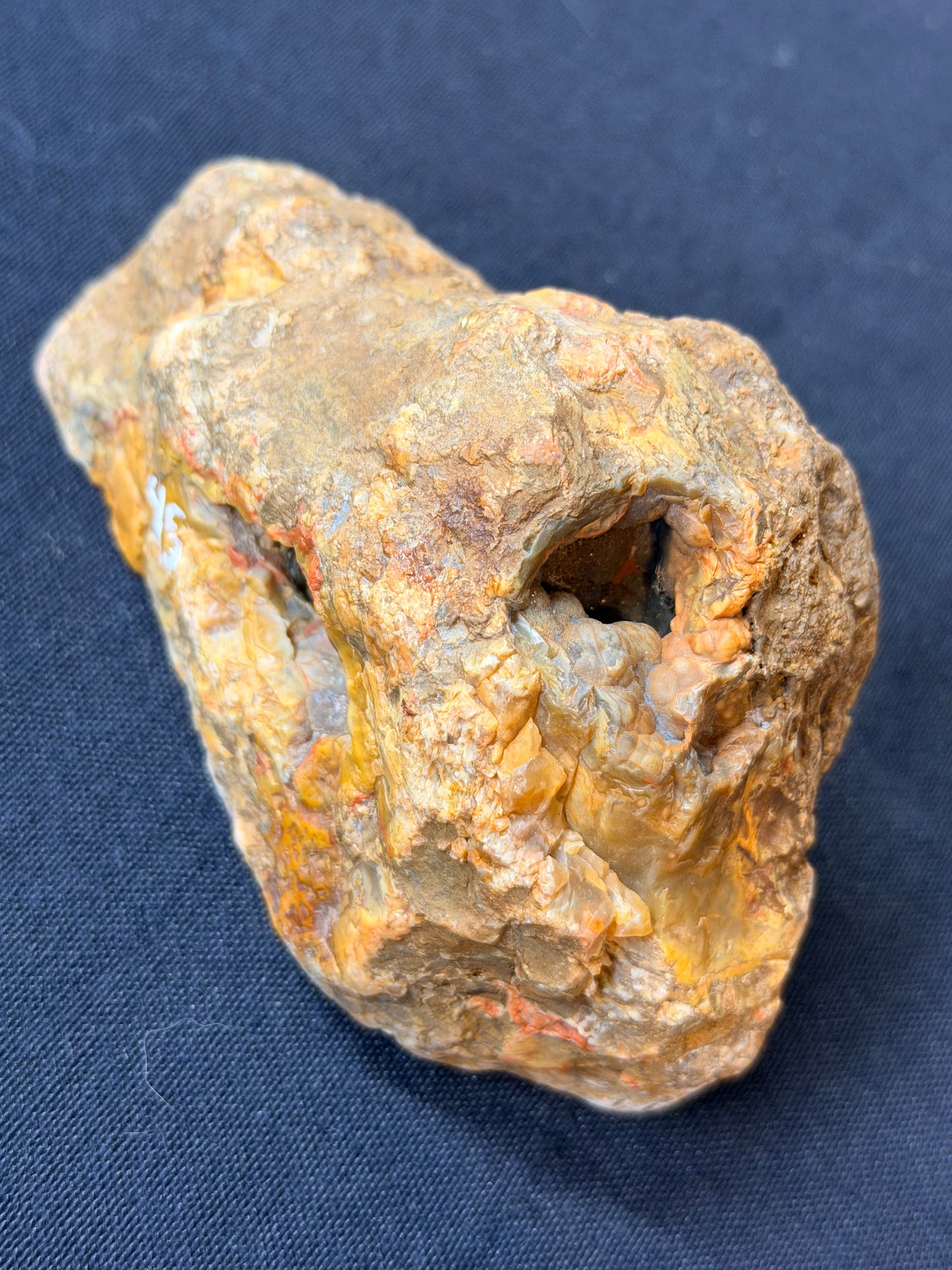 “The mask” Kentucky agate