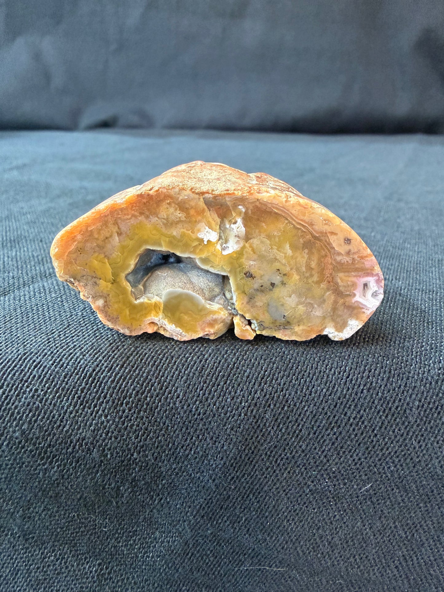 “Pond” KY Agate