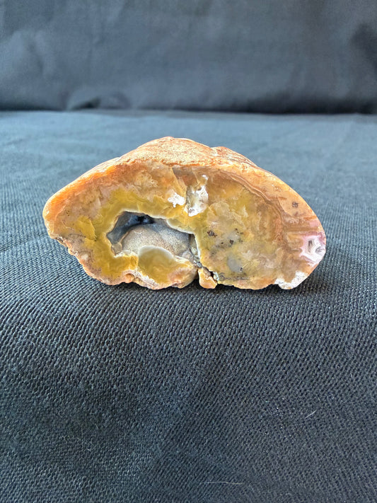 “Pond” KY Agate