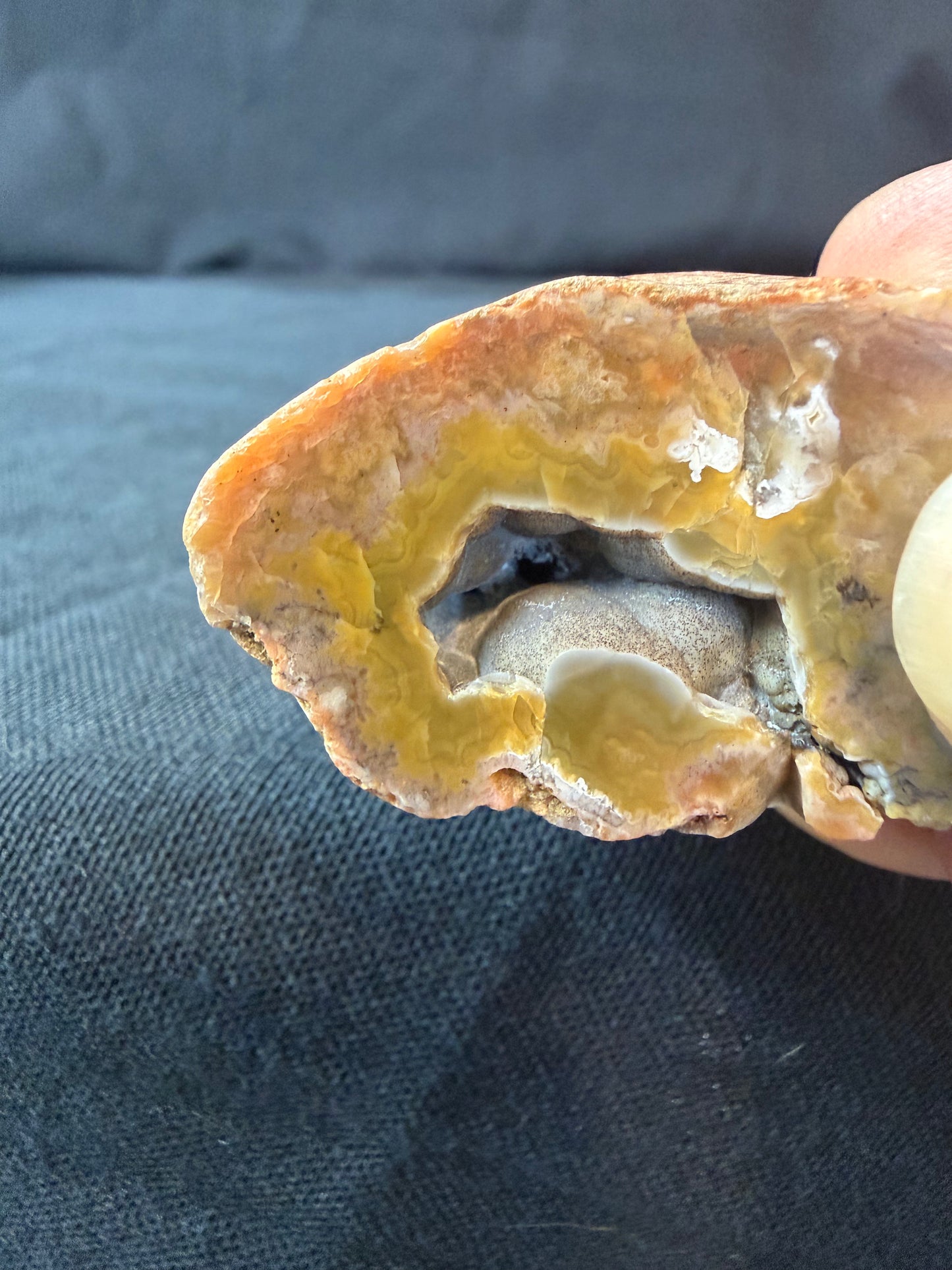 “Pond” KY Agate