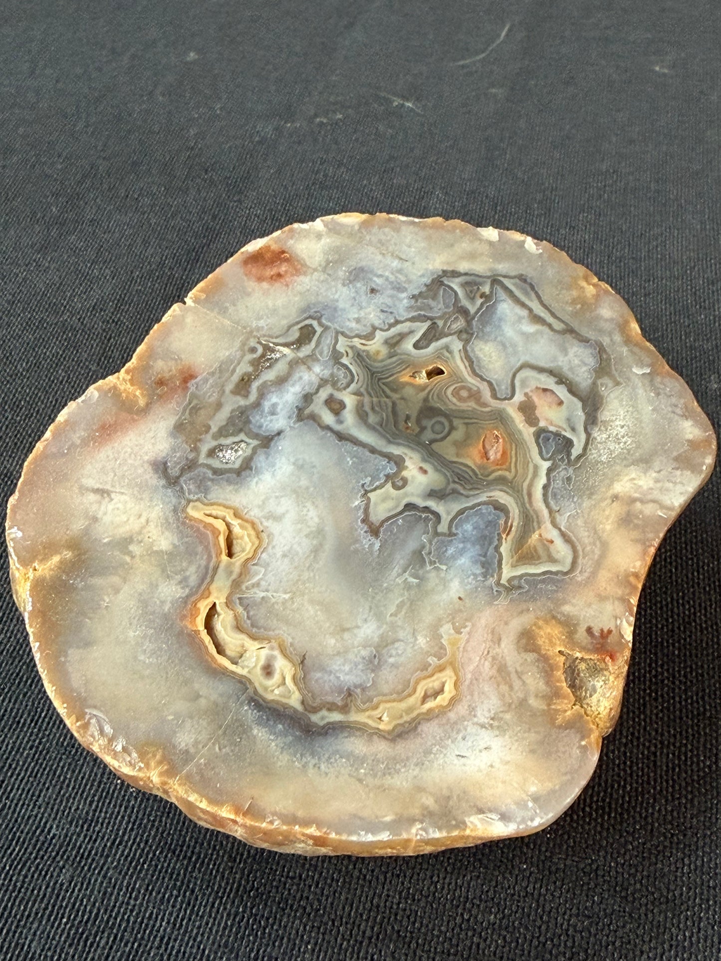 “Smiles” KY Agate