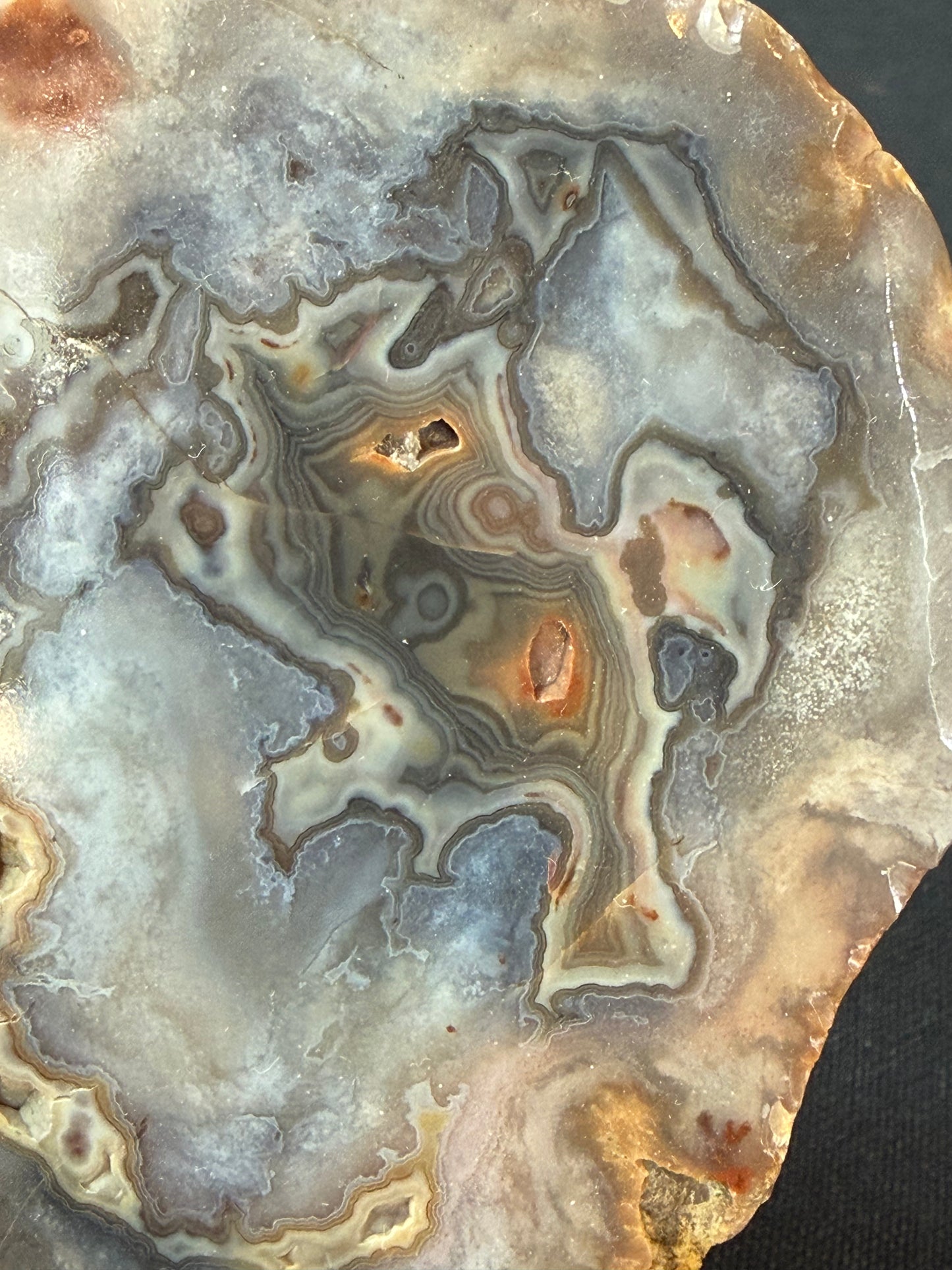 “Smiles” KY Agate
