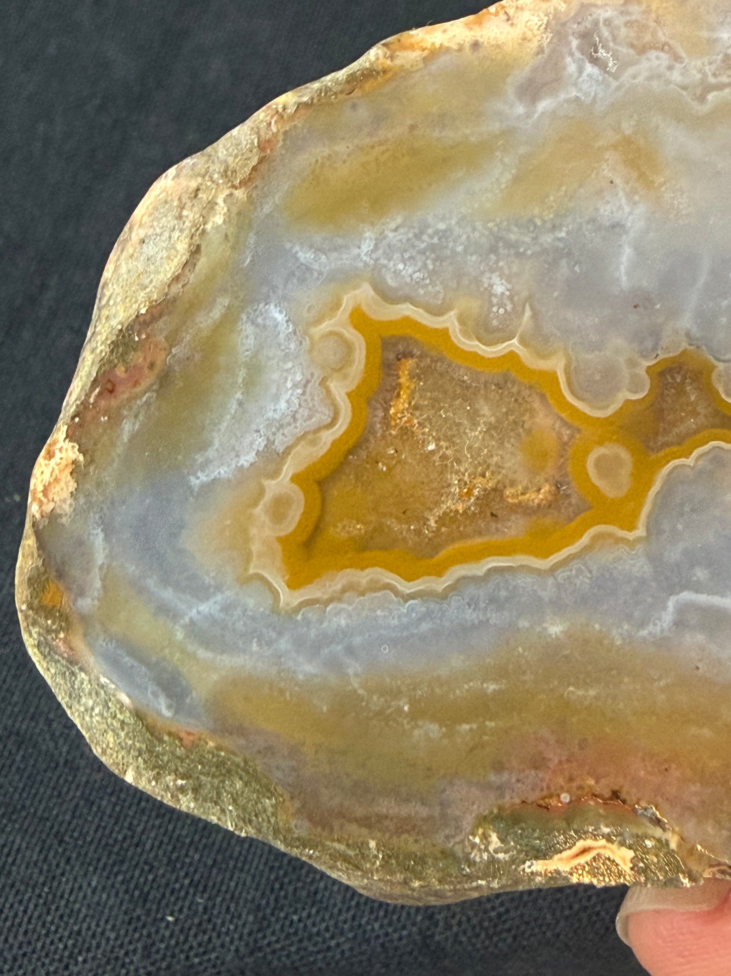 “Floater” KY Agate