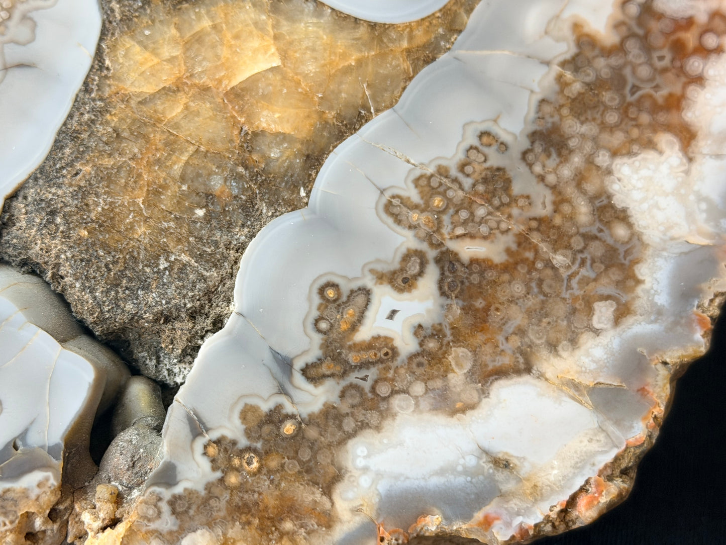 Banded chalcedony and Calcite