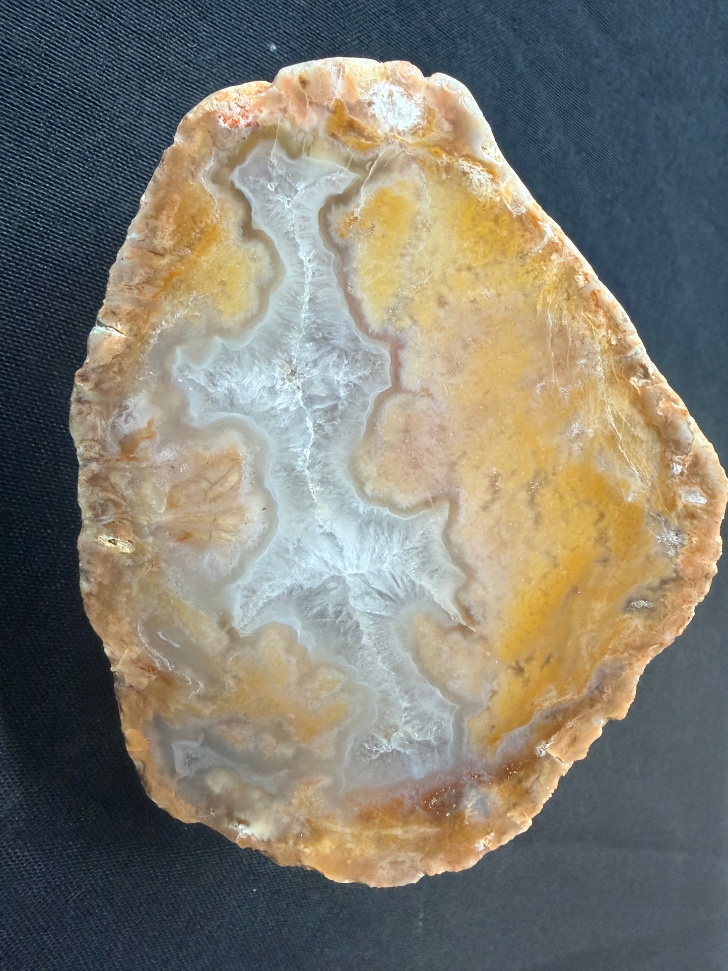 Mossy Kentucky Agate with a quartz belly