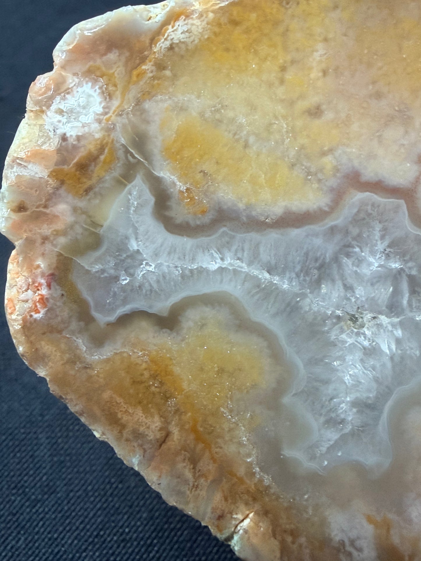 Mossy Kentucky Agate with a quartz belly