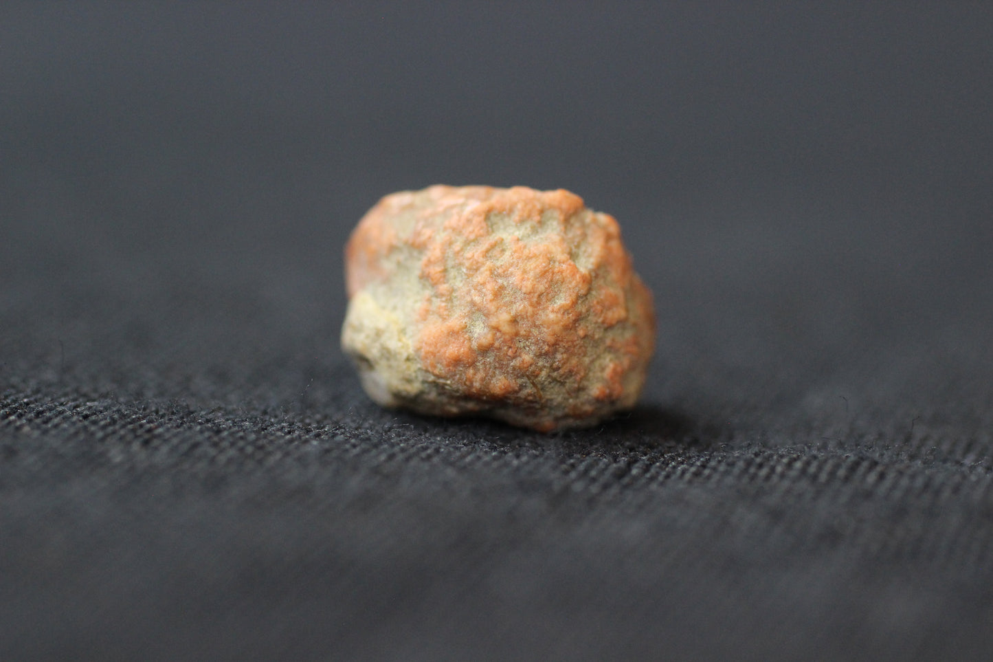 "Cyclops Smile" KY Agate